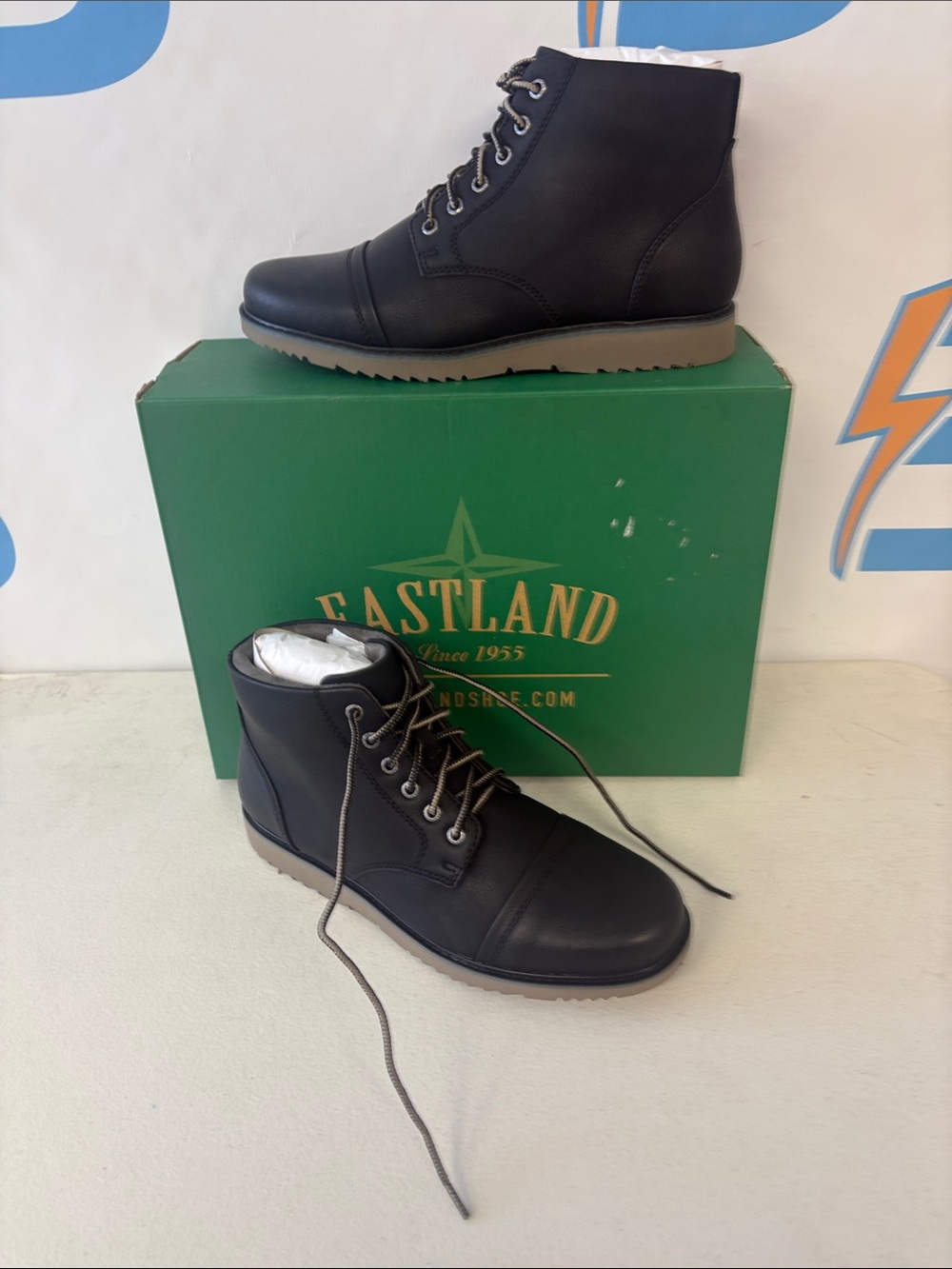 Eastland Men's Black Leather Chukka Boots with Tan Sole